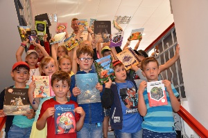 Kinder suchten Bücher für Stadtbibliothek aus