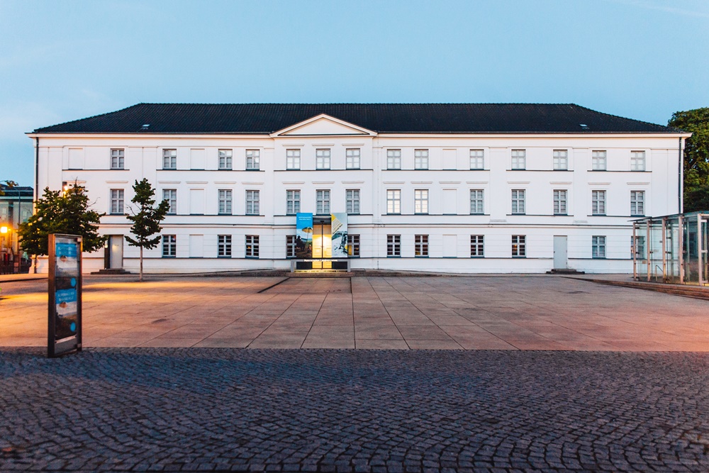PommerschesLandesmuseumabendsWallyPrussganzesBild