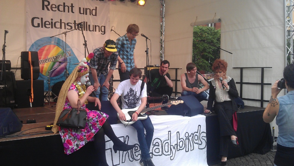 TdA 2012 Ladybirds - © Aktionsbündnis Queer in Greifswald e.V. TdA 2012 Ladybirds