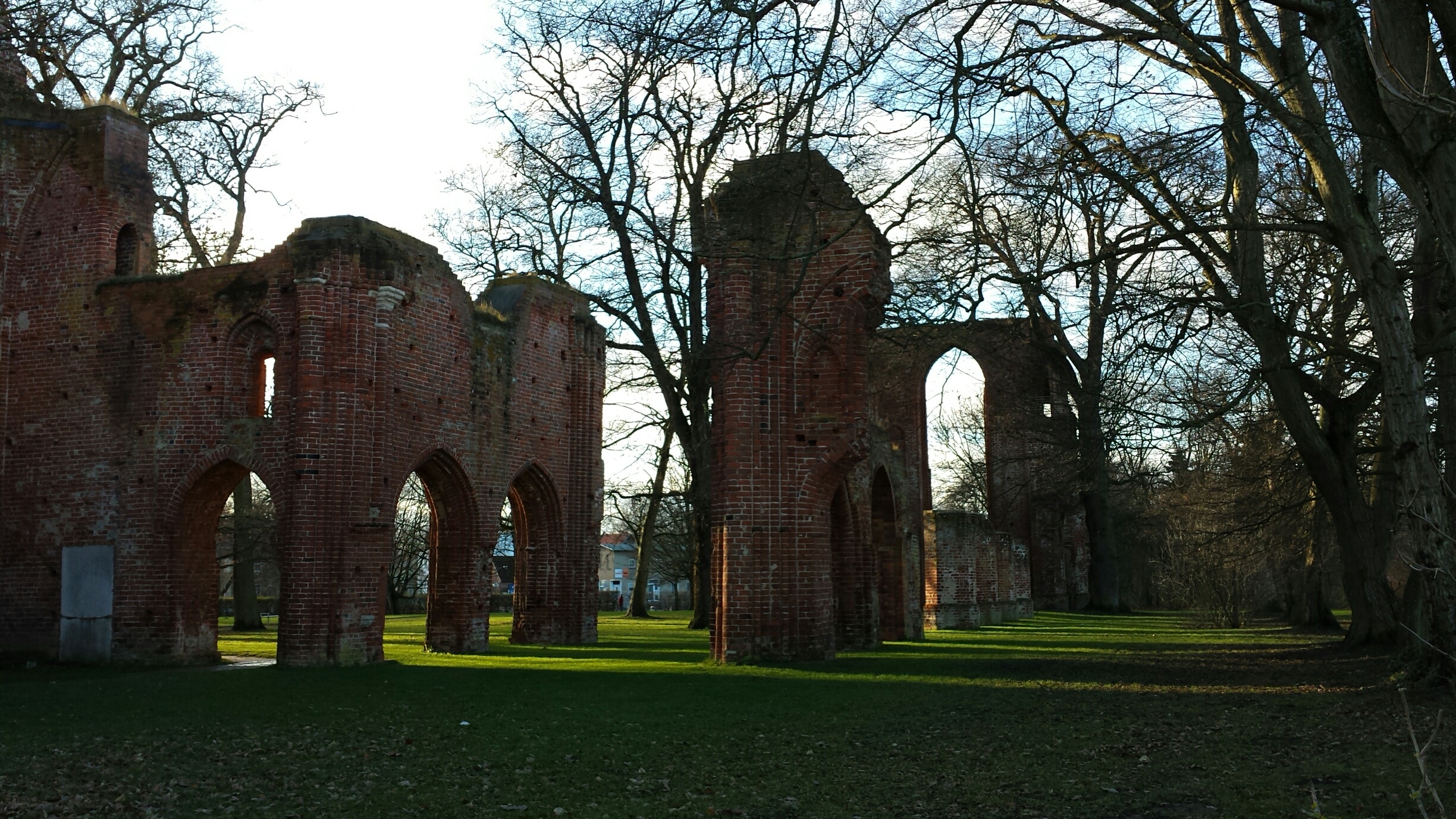 Route der Backsteingotik - historischen Parkanlage - Klosterruine Eldena