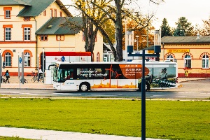 Busshuttle Eldenaer Jazz Evenings © Wally Pruß Bus Stadtwerke Greifswald am Hauptbahnhof