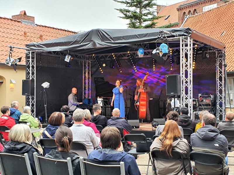 Eldenaer Jazz Evenings 2021, Lisa Bassenge, Foto: UHGW - Abteilung Kultur