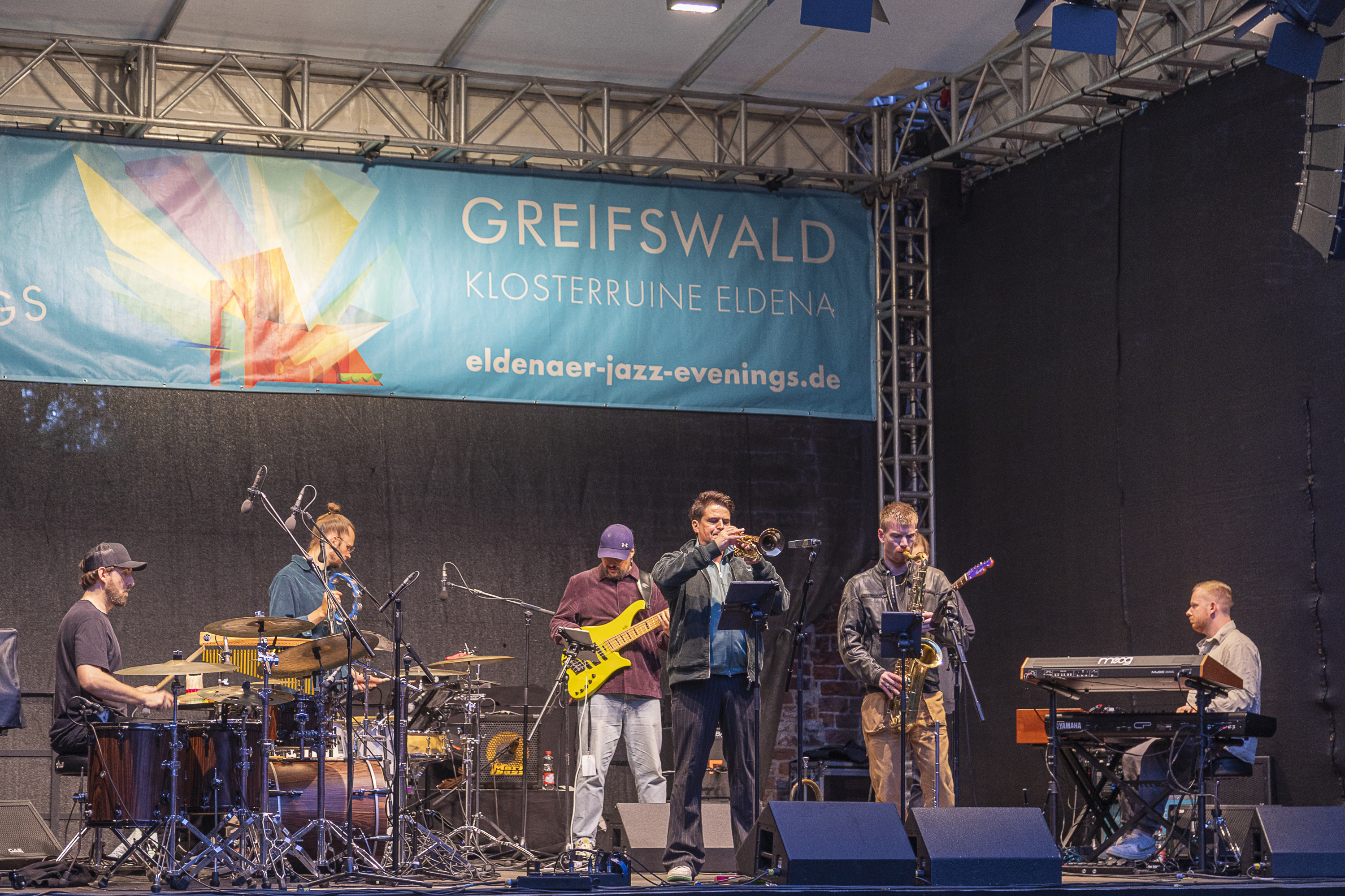 Eldenaer Jazz Evenings 2026 mit dem NuHussel Orchestra auf der Bühne