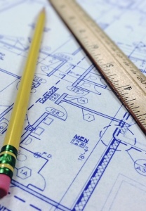 Vorbeugender Brandschutz © pixabay Plan mit Bleistift und Lineal