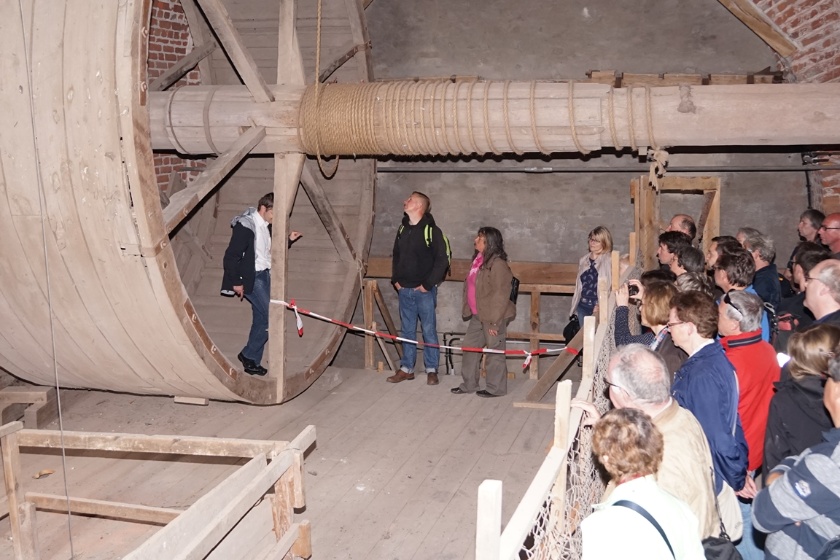 Führung zum Lasenrad im Turmgeschoss von St. Marien - © Stefan Kaiser Führung zum Lasenrad im Turmgeschoss von St. Marien