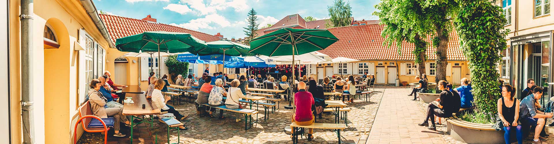 Blick in den Innenhof vom Sozio-kulturellen Zentrum St. Spiritus