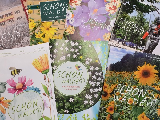 Stadtteilzeitung Schönwalde II für Teaser © Quartierskoordination der Universitäts- und Hansestadt Greifswald Mehrere Stadtteilzeitungen liegen verteilt