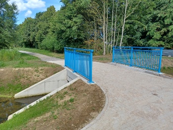 Tiefbau- und Grünflächenamt Neuer Durchlass für den Entwässerungsgraben 25-1 am Rundweg um den Ellernholzteich