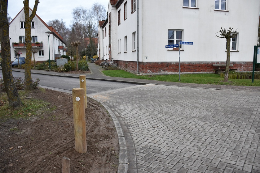 Ersatz und Erweiterung der Straßenbeleuchtungsanlage im Stadtteil Ladebow 2019 - © Pressestelle Ersatz und Erweiterung der Straßenbeleuchtungsanlage im Stadtteil Ladebow 2019