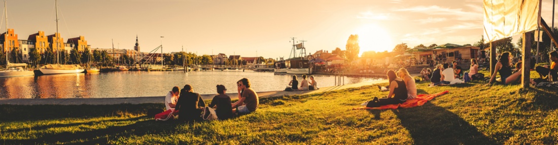 Museumhafen_Abendstimmung(WallyPruss)_1920x500px © Wally Pruß Abendstimmung am Museumshafen