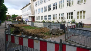 Arndt-Schule Beginn der Erdarbeiten 