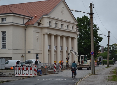 /export/sites/hgw/de/.galleries/Pressestelle-Pressemitteilungen/Asphalt-Robert-Blum-Strasse-Foto-Pressestelle.jpg