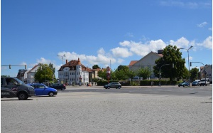 Fahrzeuge auf der Europakreuzung - © Anna-Lena Zerbel Fahrzeuge auf der Europakreuzung