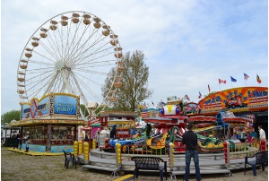 Frühlingskirmes am Forum am Museumshafen 2015