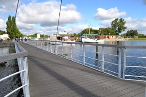 Fußgängerbrücke über den Ryck - © Pressestelle Fußgängerbrücke über den Ryck