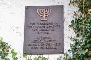 Gedenkplatte für Betsaal der jüdischen Gemeinde
