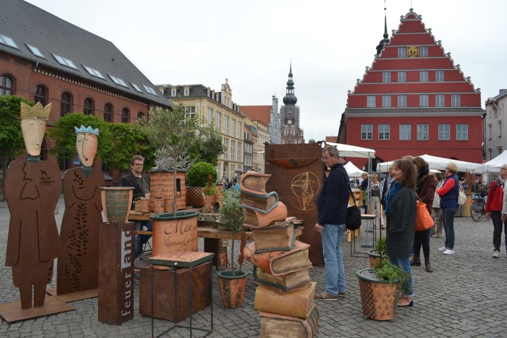 /export/sites/hgw/de/.galleries/Pressestelle-Pressemitteilungen/Internet-Toepfermarkt-2016-Pressestelle-2016-DSC_0015.jpg