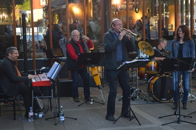 /export/sites/hgw/de/.galleries/Pressestelle-Pressemitteilungen/Kulturnatten-2015-Jasper-Foto-Musikschule.JPG