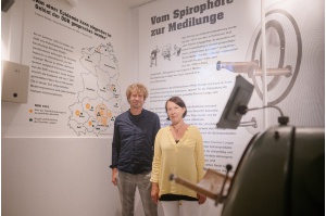 Familien-Universität Porträt Hartmut Bettin und Kathrin Pscheidl - © Magnus Schult Familien-Universität Porträt Hartmut Bettin und Kathrin Pscheidl