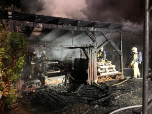 Brand in Carport Wolgaster Landstraße