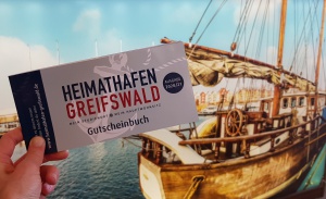 Gutscheinbuch heimathafen Greifswald 2020 - © Theres Behnke Gutscheinbuch heimathafen Greifswald 2020