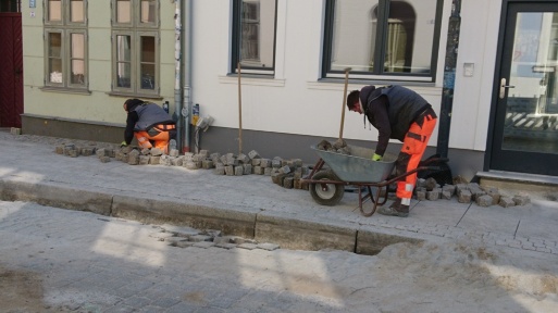 In der Mühlenstraße wird gepflastert