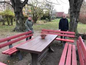 nachhaltige Möbel für den garten der Kunstwerkstätten