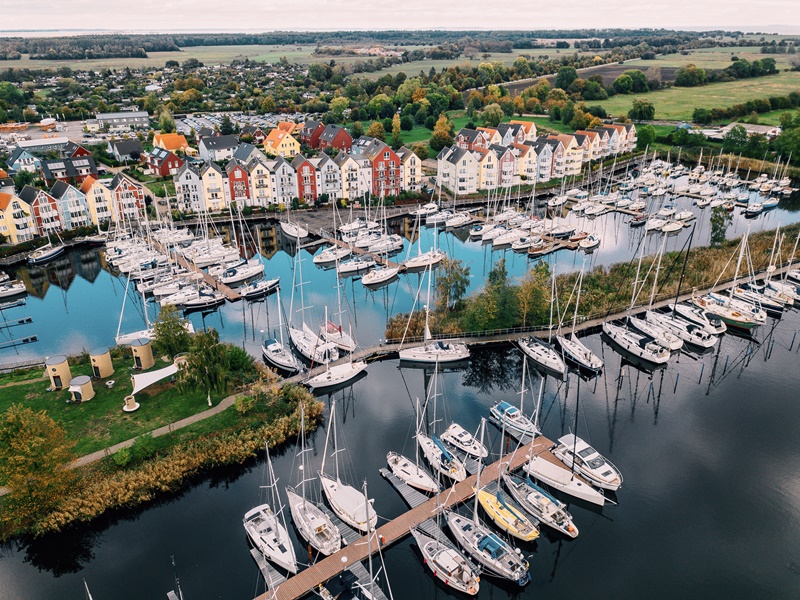 /export/sites/hgw/de/.galleries/Pressestelle-Pressemitteilungen/Pressemitteilungen-2021/Holzteichquartier-Drohne-Luftaufnahmen-Greifswald-Museusmhafen-Till-Junker_150dpi.jpg