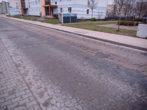 Talliner Straße in schlechtem Zustand