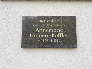 Gedenktafel für Annemarie Langen-Koffler