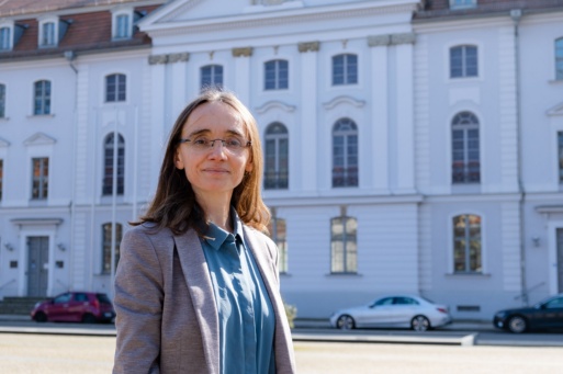 Portrait von Prof. Dr. Kathrin Mahlau