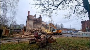 Abriss der Ruine in der Schützenstraße 5