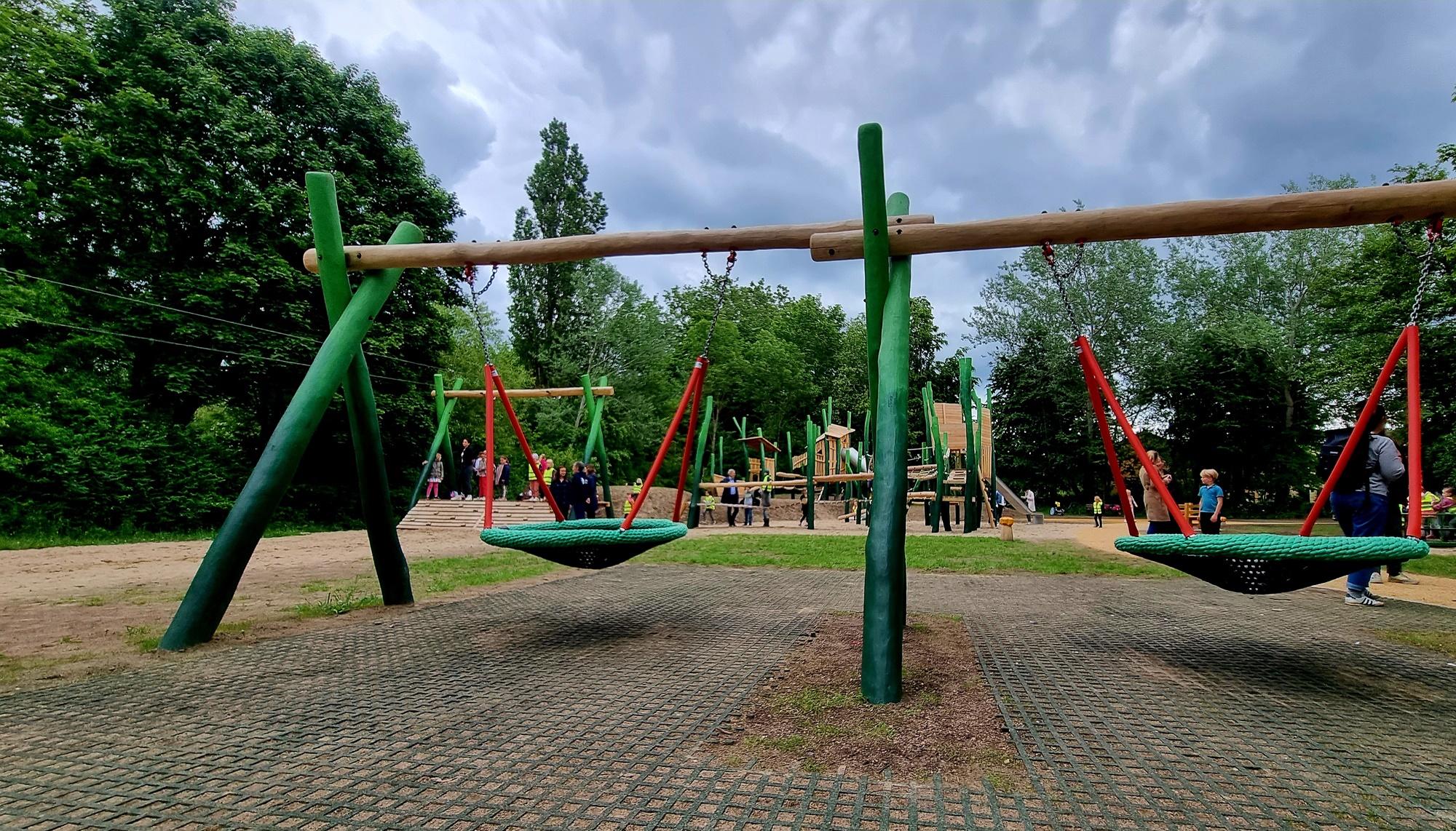 /export/sites/hgw/de/.galleries/Pressestelle-Pressemitteilungen/Pressemitteilungen-2022/Spielplatz-Puschkinring-Foto-Pressestelle-25.jpg