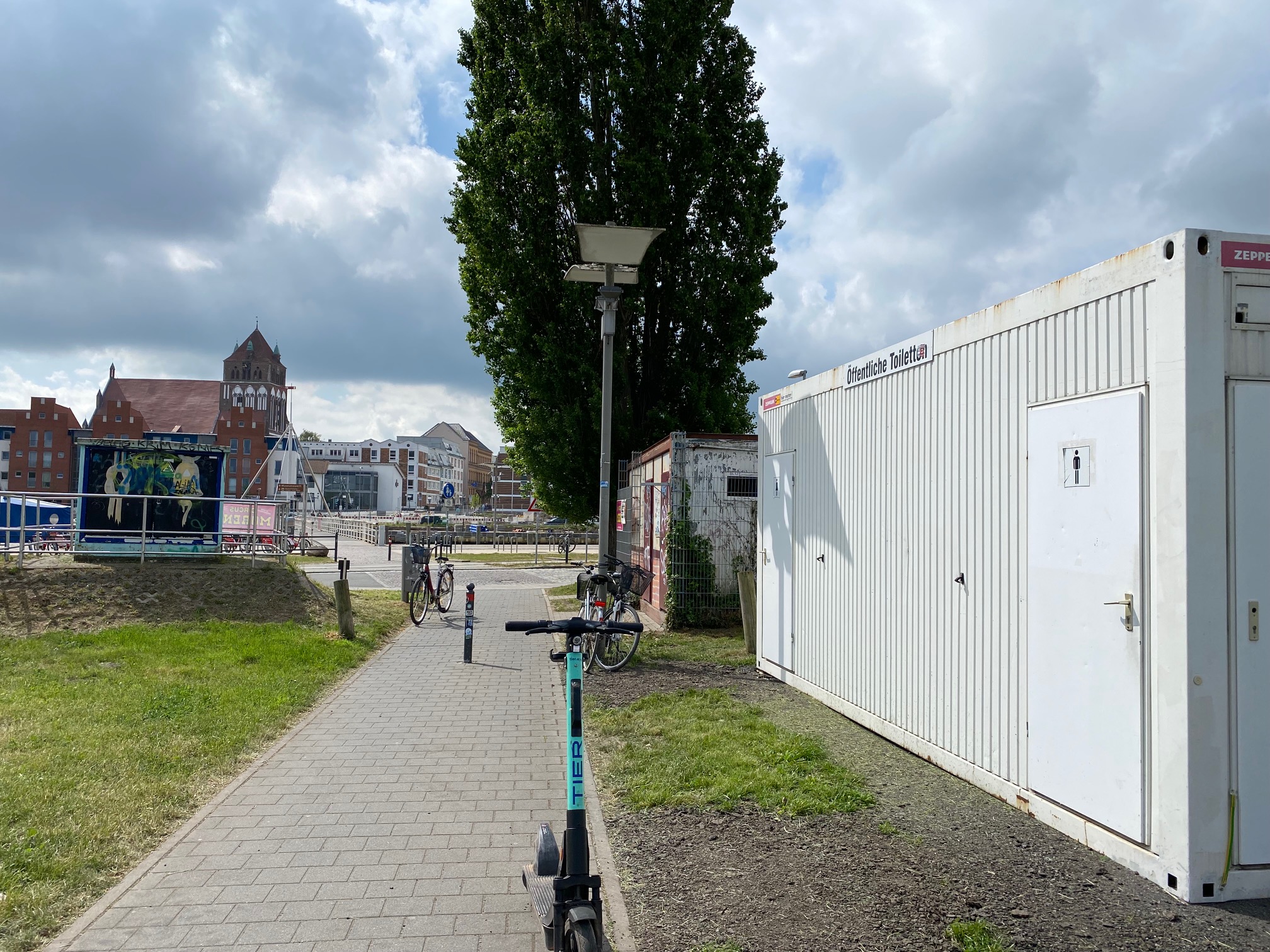 /export/sites/hgw/de/.galleries/Pressestelle-Pressemitteilungen/Pressemitteilungen-2022/neue-Toilette-am-Museumshafen-Foto-Pressestelle.jpg