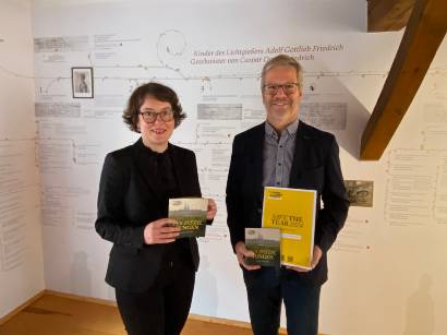 Anett Hauswald und Dr Stefan Fassbinder stellen das CDFJubilumsprogramm fr das 1 Quartal 2024 vor Foto Pressestelle 