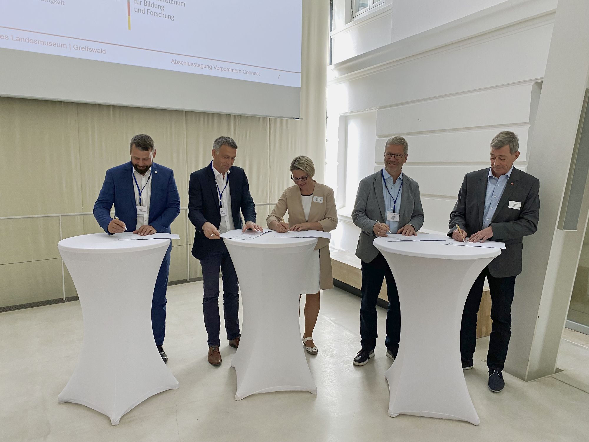 /export/sites/hgw/de/.galleries/Pressestelle-Pressemitteilungen/Pressemitteilungen-2023/Unterzeichnung-Kooperationsvereinbarung.jpg
