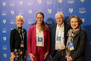 Prof. Dr. Eva-Lotta Brakemeier, Ministerin Bettina Martin, Dr. med. Horst H. Aschoff, Susanne Roca-Heilborn bei ihrem Besuch in der Ukraine. - © Ministerium für Wissenschaft, Kultur, Bundes- und Europaangelegenheiten Prof. Dr. Eva-Lotta Brakemeier, Ministerin Bettina Martin, Dr. med. Horst H. Aschoff, Susanne Roca-Heilborn bei ihrem Besuch in der Ukraine.