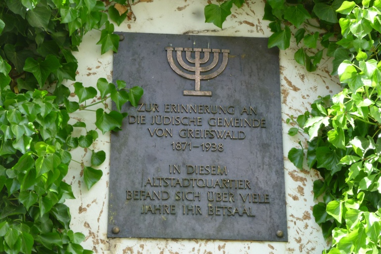 Gedenktafel für jüdische Gemeinde in Greifswald