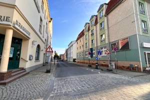 Einfahrt in die Kapaunenstraße von der Langen Straße aus