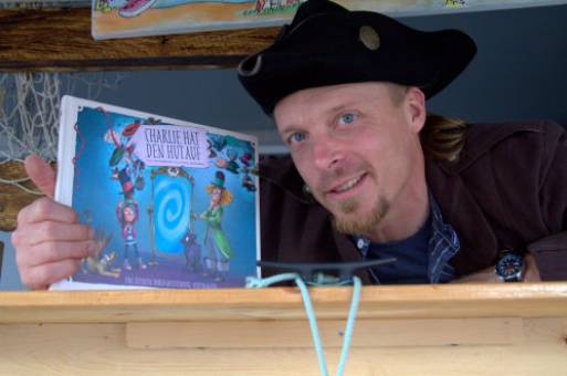 Portrait des Kinderbuchautors Lars Engelbrecht