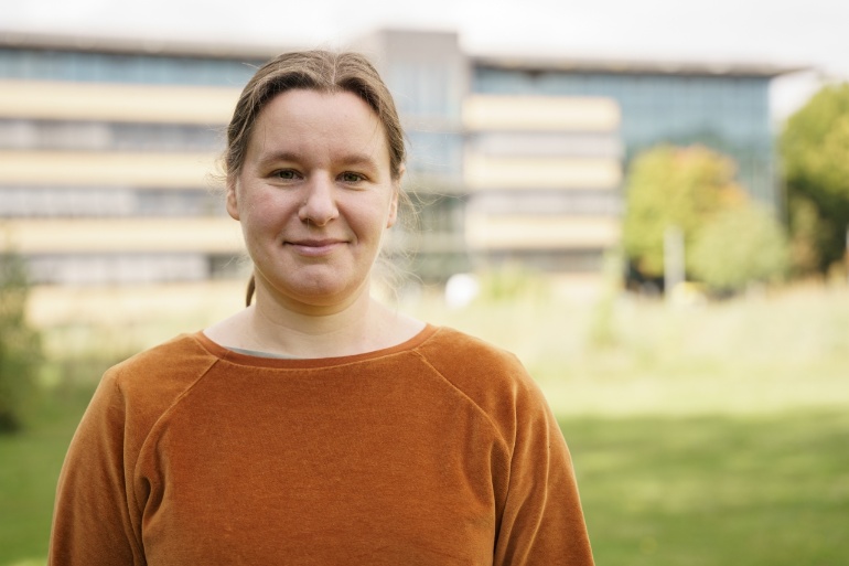 Prof. Dr. Josephine Thomas