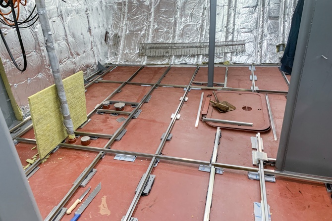 Innenausbau der Greif © Seesportzentrum Greif Innenausbau, Isolierung und Ausstattung der Greif