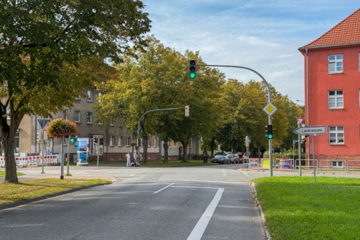 Ampelkreuzung Franz-Mehring- und Feldstraße