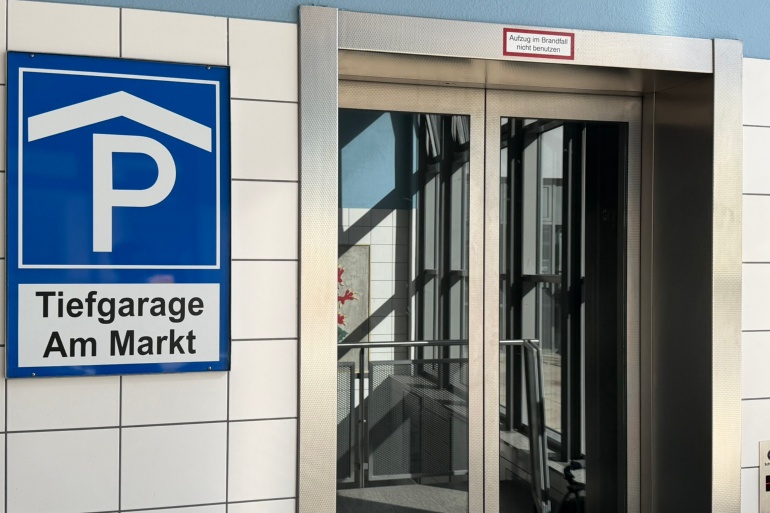 Fahrstuhl Tiefgarage Am Markt