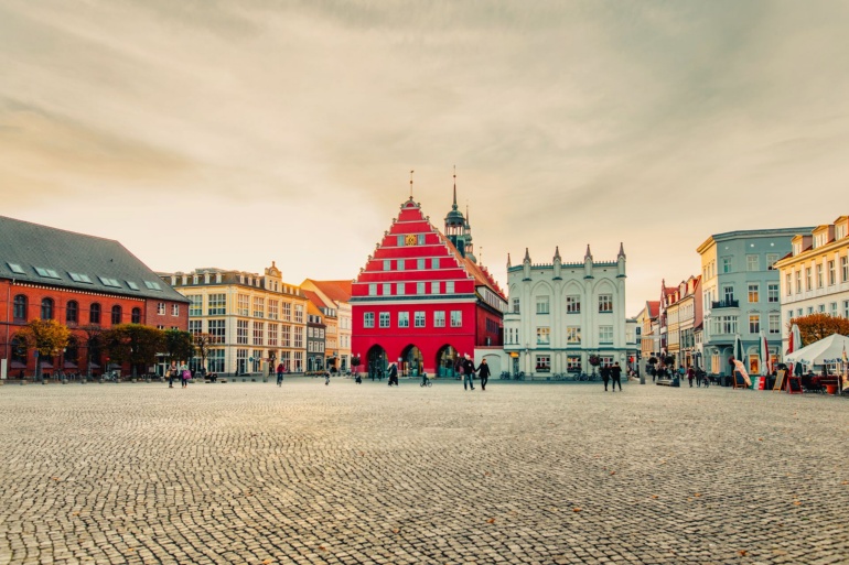 Marktplatz und Rathaus von Greifswald