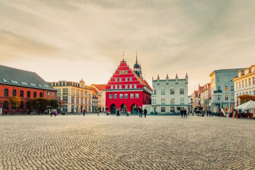 Marktplatz und Rathaus von Greifswald