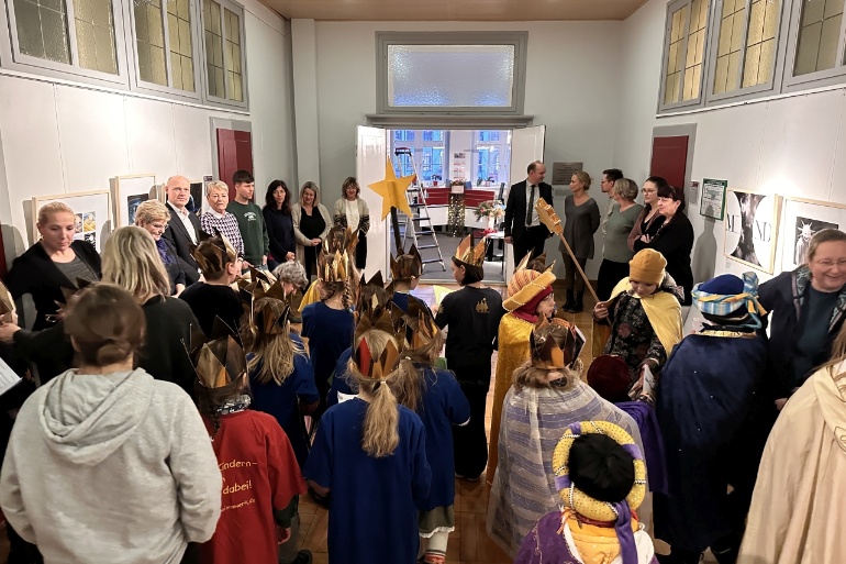 Archivbilder 2025 - Sternsinger zu Besuch im Rathaus