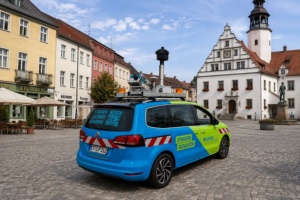 Fahrzeug zur Straßenzustandserfassung