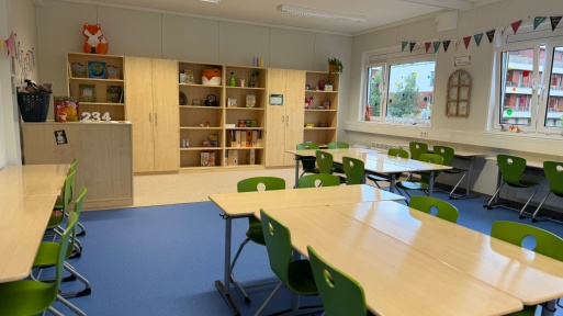 Blick in den Klassenraum der neuen Grundschule in der Feldstraße