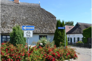 Kirchstraße in Wieck-Dorf